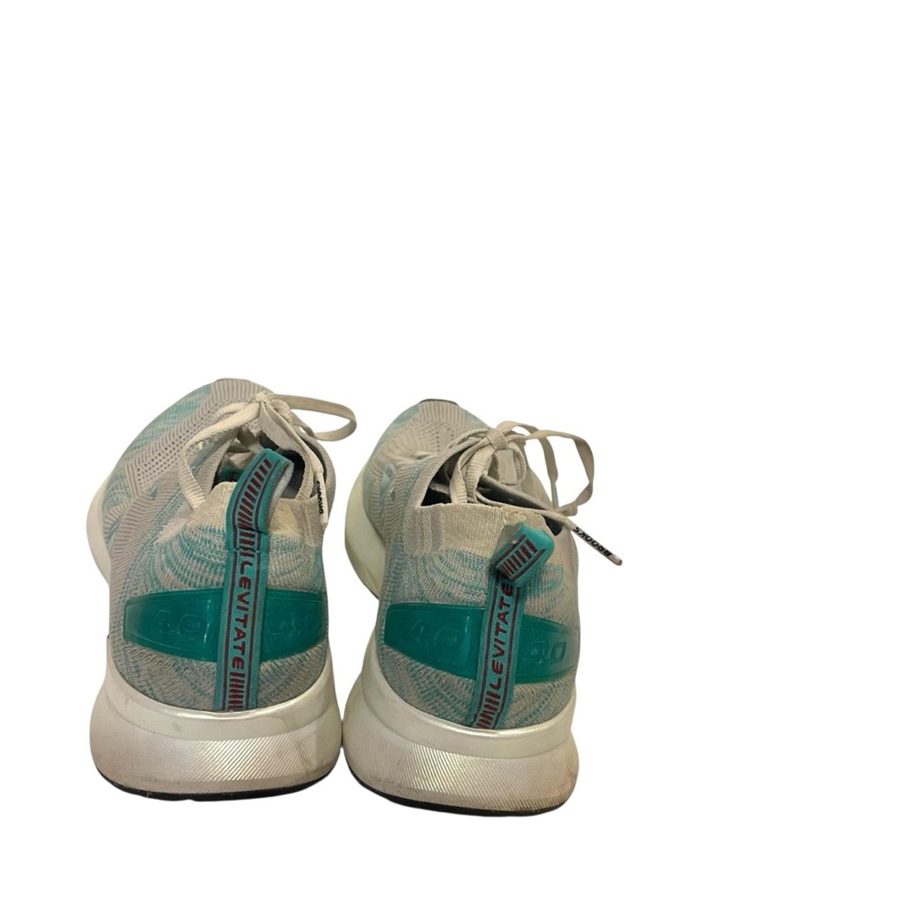 Women’s BROOKS Levitate 4 Sneakers Shoes - Picture 3 of 6